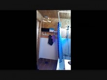 Baño público espía